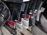 КРЫШКА БАГАЖНИКА В СБОРЕ ОРИГИНАЛ за 50 000 тг. в Караганда – фото 2