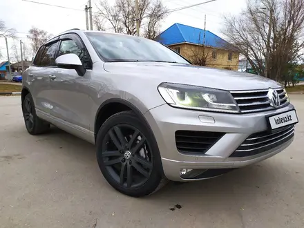 Volkswagen Touareg 2015 года за 15 150 000 тг. в Костанай – фото 2