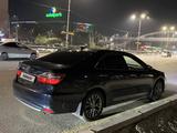 Toyota Camry 2017 годаүшін10 500 000 тг. в Алматы – фото 5