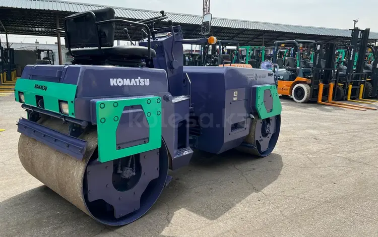 Komatsu  JV40DW-3 2012 годаfor11 300 000 тг. в Алматы