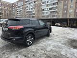 Toyota RAV4 2017 года за 10 500 000 тг. в Павлодар