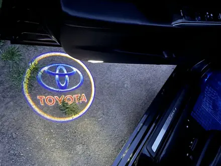 Toyota Camry 2015 года за 12 500 001 тг. в Кордай – фото 11
