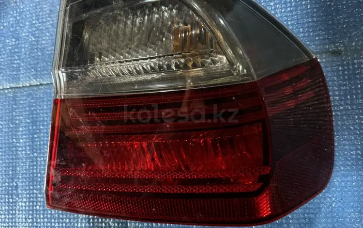 Фонарь правый BMW E90 за 20 000 тг. в Астана