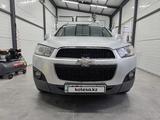 Chevrolet Captiva 2012 года за 5 300 000 тг. в Астана – фото 2