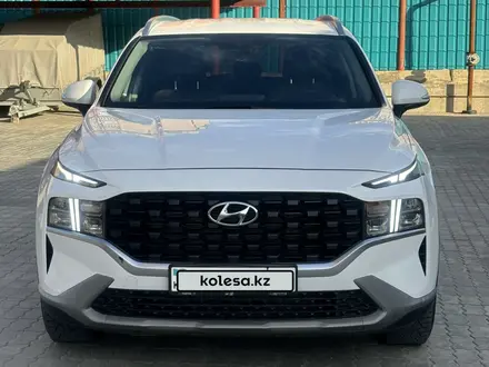 Hyundai Santa Fe 2022 года за 14 400 000 тг. в Актобе