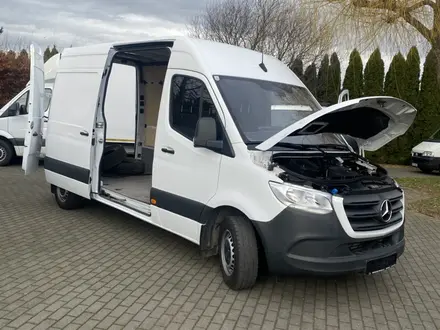 Mercedes-Benz Sprinter 2022 года за 22 000 000 тг. в Алматы – фото 2