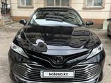 Toyota Camry 2018 годаүшін15 400 000 тг. в Шымкент