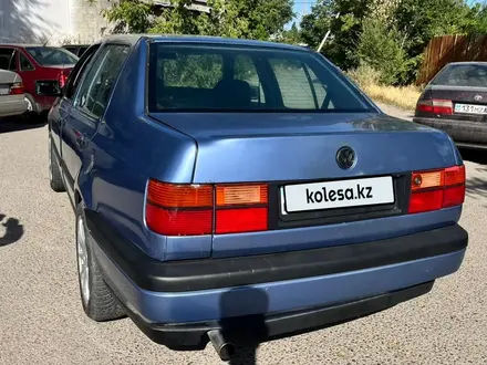 Volkswagen Vento 1992 года за 1 050 000 тг. в Тараз – фото 10