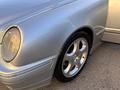 Mercedes-Benz E 320 2000 года за 6 300 000 тг. в Шымкент – фото 27