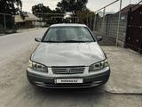 Toyota Camry 1999 года за 3 200 000 тг. в Шу – фото 2