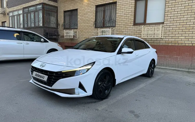 Hyundai Elantra 2022 года за 7 600 000 тг. в Атырау