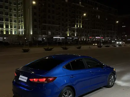 Hyundai Elantra 2017 года за 4 700 000 тг. в Актау – фото 3
