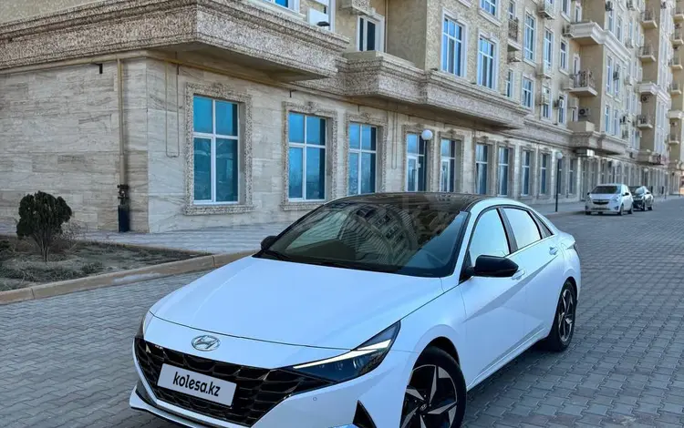 Hyundai Elantra 2021 года за 10 300 000 тг. в Актау