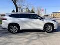 Toyota Highlander 2023 года за 28 500 000 тг. в Тараз – фото 2