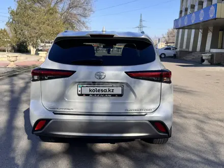 Toyota Highlander 2023 года за 28 500 000 тг. в Тараз