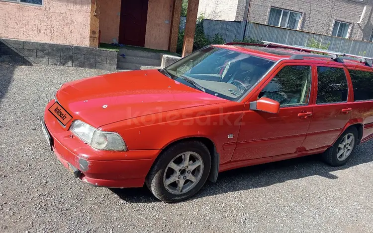 Volvo V70 2000 года за 3 000 000 тг. в Алматы