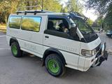 Mitsubishi Delica 1996 года за 1 800 000 тг. в Есик – фото 4