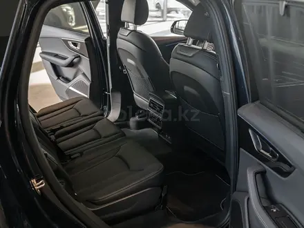 Audi Q7 55 TFSI 2024 года за 53 510 000 тг. в Астана – фото 11