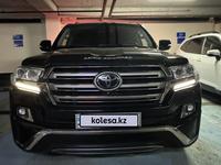 Toyota Land Cruiser 2018 года за 35 000 000 тг. в Астана