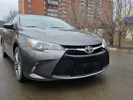 Toyota Camry 2017 года за 9 000 000 тг. в Караганда – фото 2