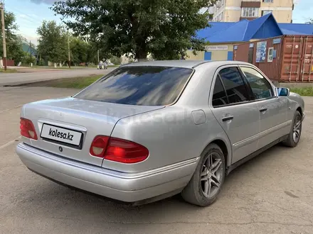 Mercedes-Benz E 200 1996 года за 2 600 000 тг. в Астана – фото 6