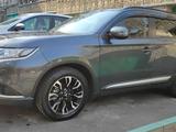 Mitsubishi Outlander 2021 года за 14 500 000 тг. в Алматы – фото 4