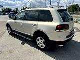 Volkswagen Touareg 2008 годаүшін3 990 000 тг. в Костанай – фото 5