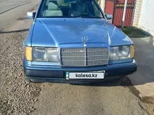 Mercedes-Benz E-Class, 1993