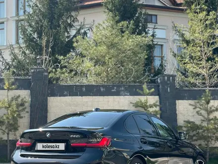 BMW 320 2022 года за 22 500 000 тг. в Алматы – фото 9