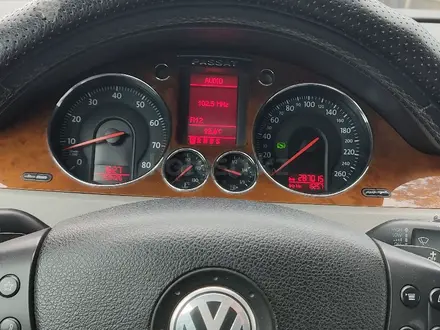 Volkswagen Passat 2008 года за 4 200 000 тг. в Костанай – фото 11