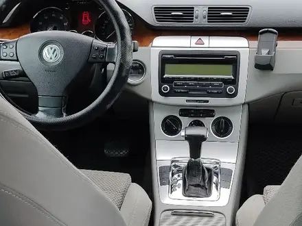 Volkswagen Passat 2008 года за 4 200 000 тг. в Костанай – фото 2