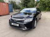 Toyota Camry 2015 года за 10 500 000 тг. в Астана