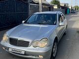 Mercedes-Benz C 200 2000 года за 2 300 000 тг. в Алматы – фото 3