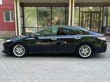 Toyota Camry 2021 года за 13 850 000 тг. в Тараз – фото 5