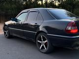 Mercedes-Benz C 230 1995 года за 1 550 000 тг. в Атбасар – фото 4