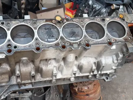 Двигатель без головки BMW m52 2.0л. за 100 000 тг. в Караганда