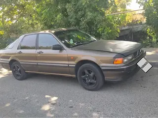 Mitsubishi Galant, 1991