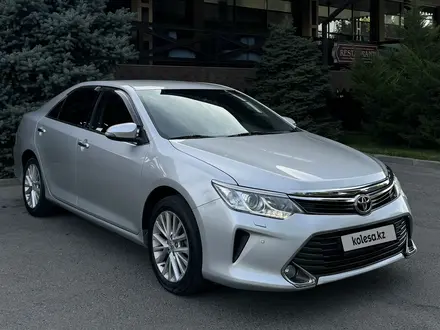 Toyota Camry 2015 года за 11 000 000 тг. в Шымкент – фото 3