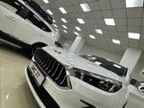 JAC J7 Luxury CVT New 2024 года за 8 890 000 тг. в Караганда – фото 2
