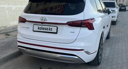 Hyundai Santa Fe 2021 года за 16 500 000 тг. в Жанаозен – фото 3