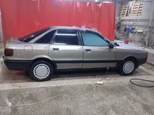 Audi 80, 1988