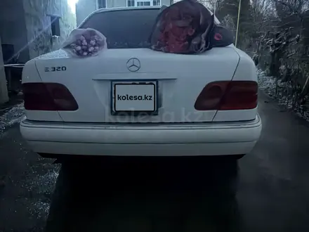 Mercedes-Benz E 320 1999 года за 3 700 000 тг. в Алматы – фото 8