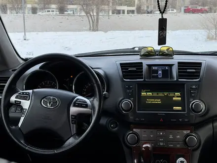 Toyota Highlander 2011 года за 14 000 000 тг. в Астана – фото 12