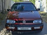 Volkswagen Golf 1994 годаүшін1 600 000 тг. в Шымкент