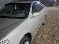 Toyota Camry 2001 годаүшін4 100 000 тг. в Семей