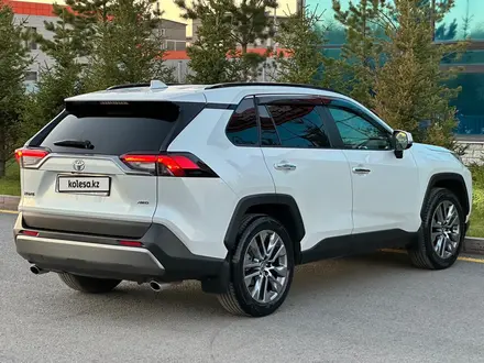 Toyota RAV4 2019 года за 13 500 000 тг. в Караганда – фото 6
