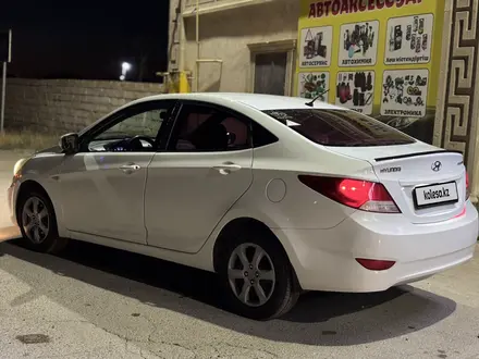 Hyundai Accent 2012 года за 4 000 000 тг. в Актау – фото 2