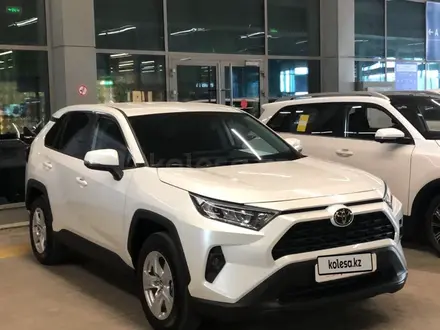 Toyota RAV4 2024 года за 14 000 000 тг. в Астана – фото 2