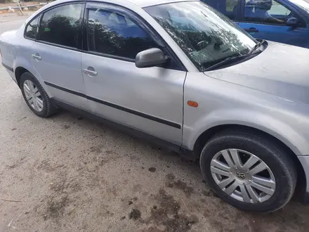 Volkswagen Passat 1997 года за 1 400 000 тг. в Алматы – фото 2