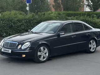 Mercedes-Benz E 320